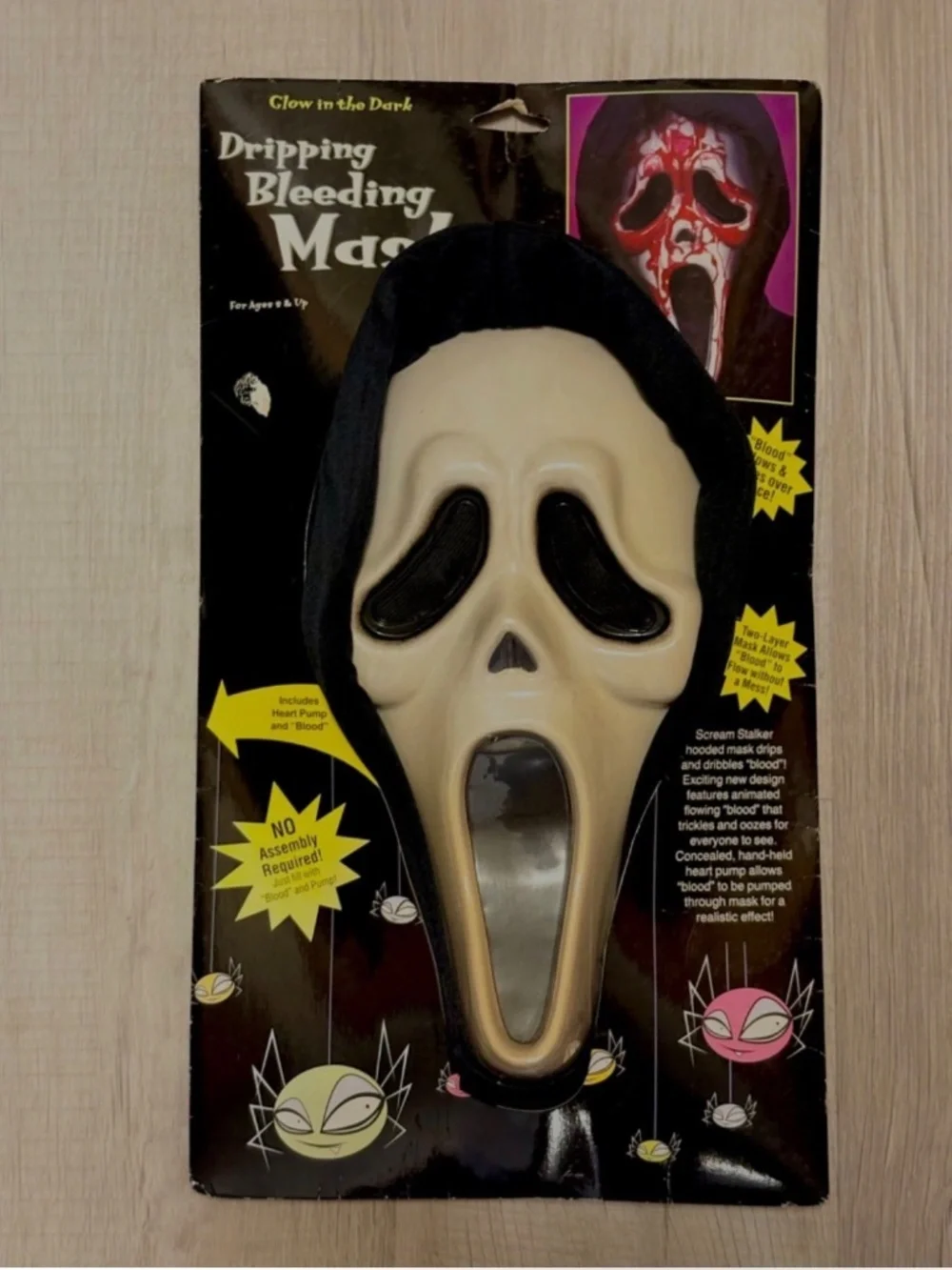 Vintage Scream Ghost Face Style Bleeding Halloween Mask w/ Blood Heart Pump NEW